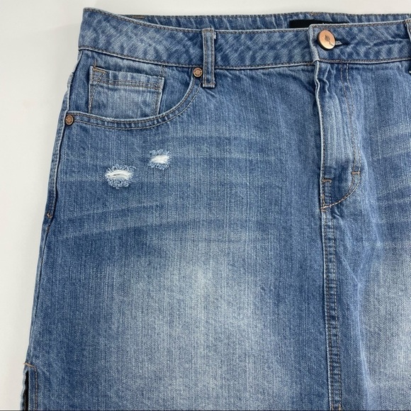 1822 Denim Cutoff Skirt - Picture 4 of 13